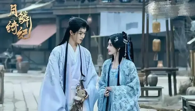 《月鳞绮纪》豆瓣5.3分靠妆造出圈，雾妄言武拾光打戏成短视频切片素材 现场图