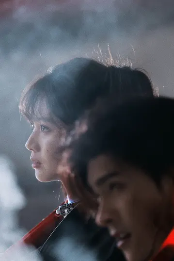 煎饼果仔夏天妹妹推《Enemy》短剧，梨园双生篇章致敬筱菊亭 资讯配图