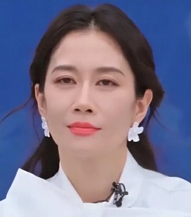 温峥嵘《乘风2026》二公五次自荐未果，训练时长排倒数20% 资讯配图